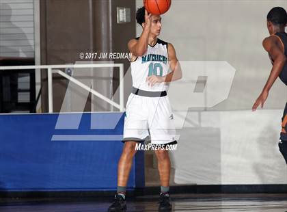 Thumbnail 1 in Pasadena Memorial vs. Dobie (McDonald's Texas Invitational) photogallery.