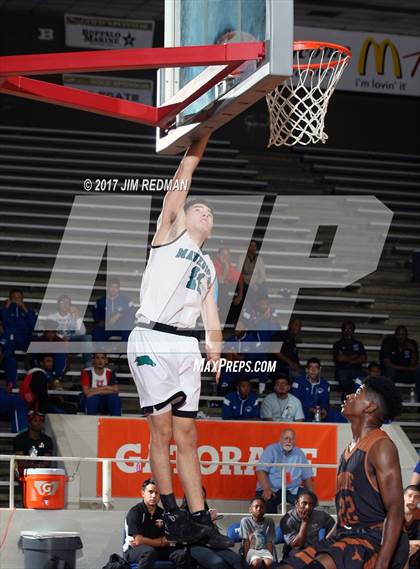 Thumbnail 2 in Pasadena Memorial vs. Dobie (McDonald's Texas Invitational) photogallery.