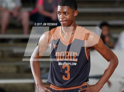 Thumbnail 1 in Pasadena Memorial vs. Dobie (McDonald's Texas Invitational) photogallery.