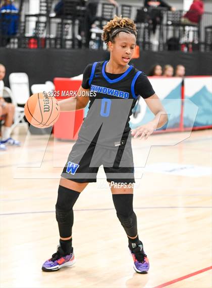 Thumbnail 3 in Denver East vs. Windward (Section 7) photogallery.