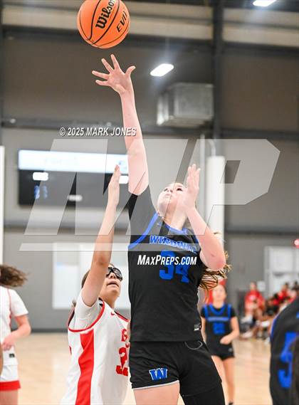 Thumbnail 3 in Denver East vs. Windward (Section 7) photogallery.