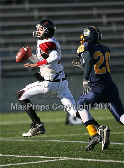 Thumbnail 3 in Ocean Lakes vs. Salem photogallery.