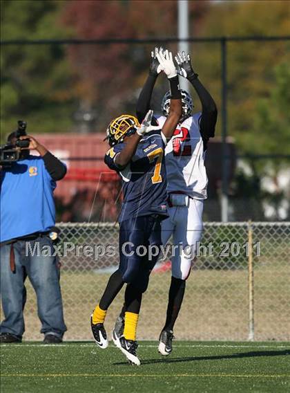 Thumbnail 2 in Ocean Lakes vs. Salem photogallery.