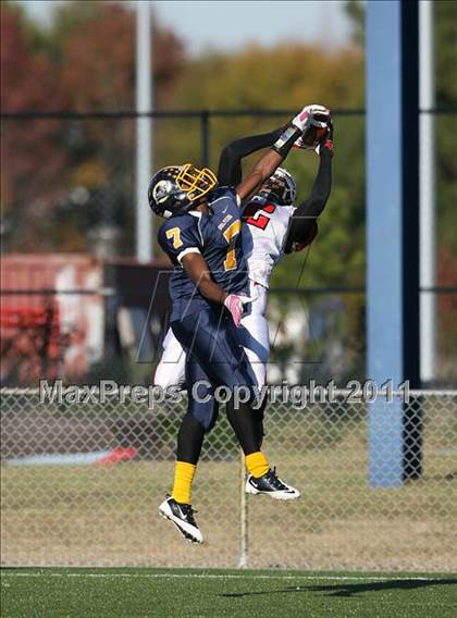 Thumbnail 1 in Ocean Lakes vs. Salem photogallery.
