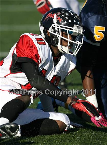 Thumbnail 1 in Ocean Lakes vs. Salem photogallery.