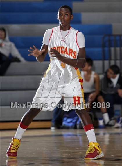 Thumbnail 1 in Hawthorne vs. Glendale (Burbank Tip-Off Classic) photogallery.
