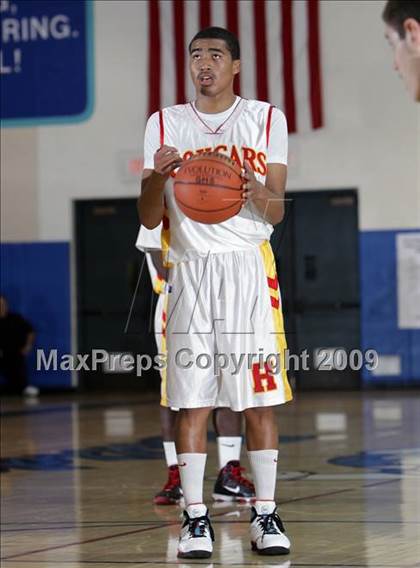 Thumbnail 2 in Hawthorne vs. Glendale (Burbank Tip-Off Classic) photogallery.