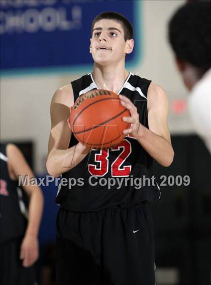 Thumbnail 2 in Hawthorne vs. Glendale (Burbank Tip-Off Classic) photogallery.