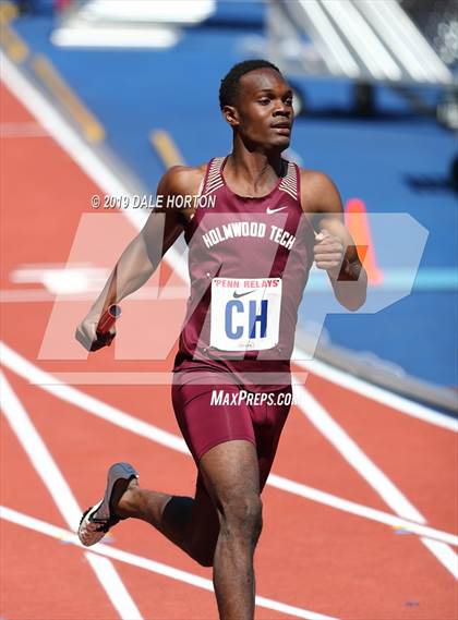 Thumbnail 2 in Penn Relays (Boys 4 x 400) photogallery.