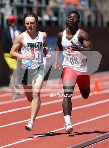 Thumbnail 2 in Penn Relays (Boys 4 x 400) photogallery.