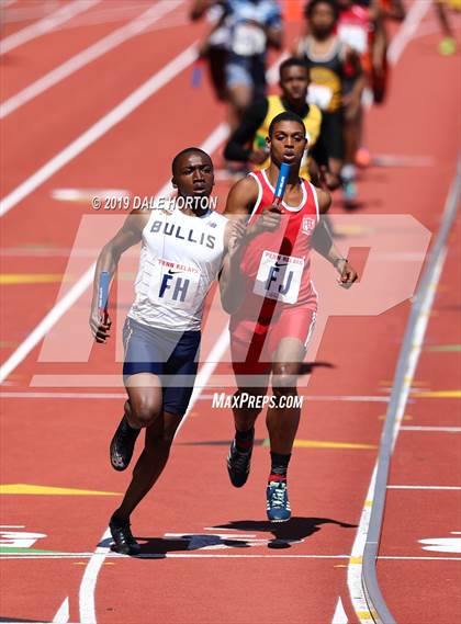 Thumbnail 2 in Penn Relays (Boys 4 x 400) photogallery.
