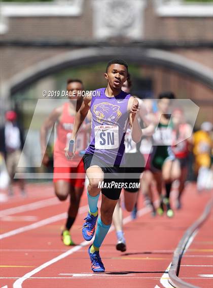 Thumbnail 2 in Penn Relays (Boys 4 x 400) photogallery.