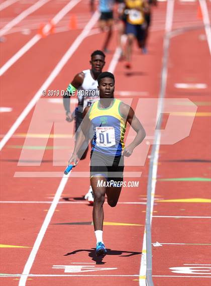 Thumbnail 3 in Penn Relays (Boys 4 x 400) photogallery.