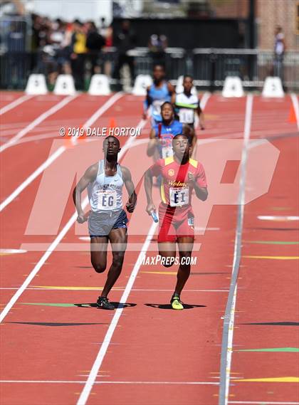 Thumbnail 1 in Penn Relays (Boys 4 x 400) photogallery.