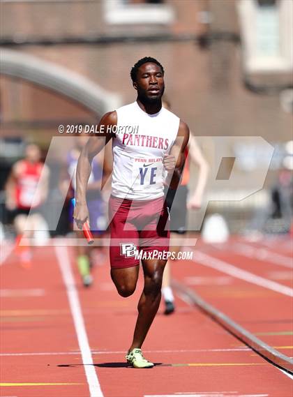 Thumbnail 2 in Penn Relays (Boys 4 x 400) photogallery.