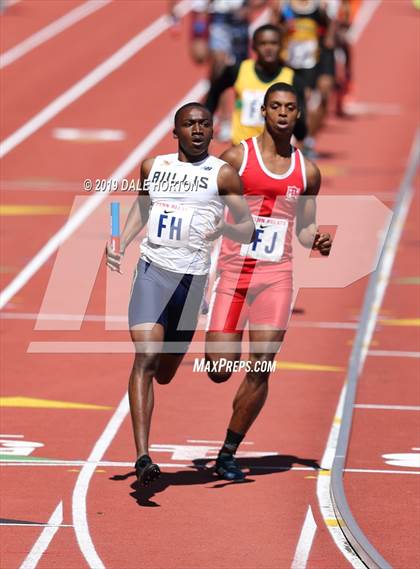 Thumbnail 1 in Penn Relays (Boys 4 x 400) photogallery.