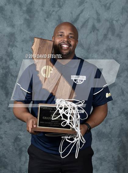 Thumbnail 2 in Sierra Canyon (CIF State Open Div. Award Photos) photogallery.