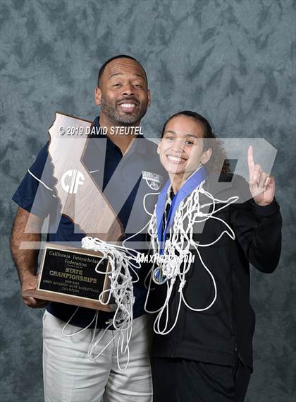 Thumbnail 2 in Sierra Canyon (CIF State Open Div. Award Photos) photogallery.