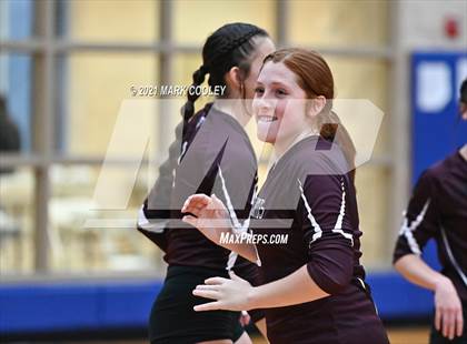 Thumbnail 3 in Fairfield vs. Troy (UIL 3A Bi-District) photogallery.
