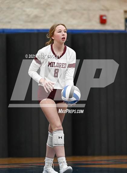 Thumbnail 2 in Fairfield vs. Troy (UIL 3A Bi-District) photogallery.