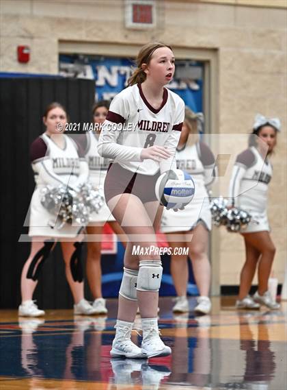 Thumbnail 3 in Fairfield vs. Troy (UIL 3A Bi-District) photogallery.