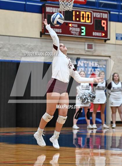 Thumbnail 3 in Fairfield vs. Troy (UIL 3A Bi-District) photogallery.