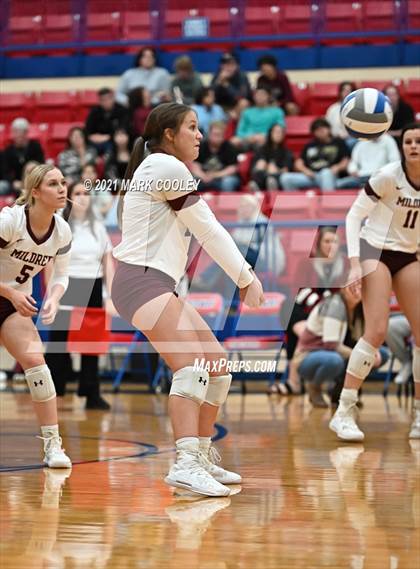 Thumbnail 3 in Fairfield vs. Troy (UIL 3A Bi-District) photogallery.
