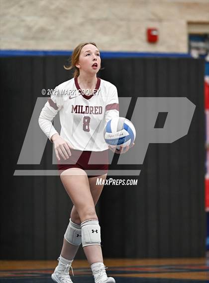 Thumbnail 3 in Fairfield vs. Troy (UIL 3A Bi-District) photogallery.