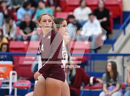 Thumbnail 1 in Fairfield vs. Troy (UIL 3A Bi-District) photogallery.
