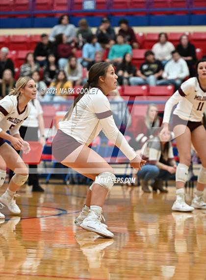Thumbnail 2 in Fairfield vs. Troy (UIL 3A Bi-District) photogallery.