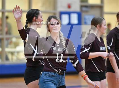 Thumbnail 2 in Fairfield vs. Troy (UIL 3A Bi-District) photogallery.