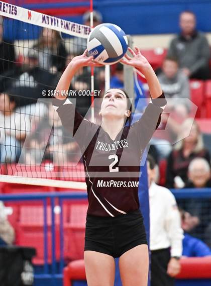 Thumbnail 3 in Fairfield vs. Troy (UIL 3A Bi-District) photogallery.
