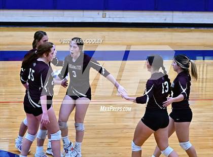 Thumbnail 3 in Fairfield vs. Troy (UIL 3A Bi-District) photogallery.