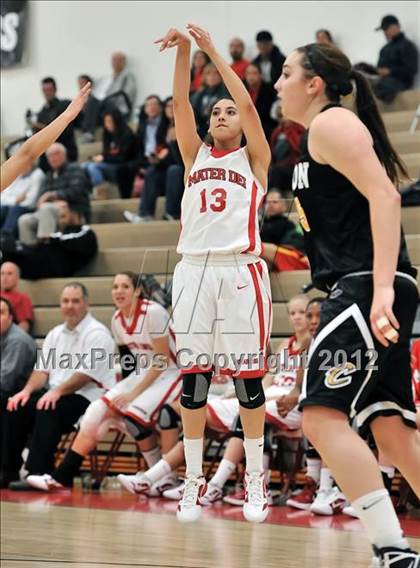 Thumbnail 1 in Canyon vs. Mater Dei (Matson Classic) photogallery.