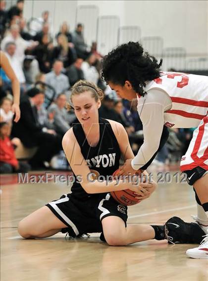 Thumbnail 1 in Canyon vs. Mater Dei (Matson Classic) photogallery.