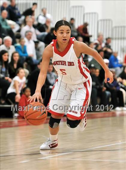 Thumbnail 2 in Canyon vs. Mater Dei (Matson Classic) photogallery.