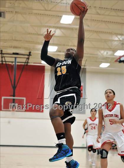 Thumbnail 2 in Canyon vs. Mater Dei (Matson Classic) photogallery.