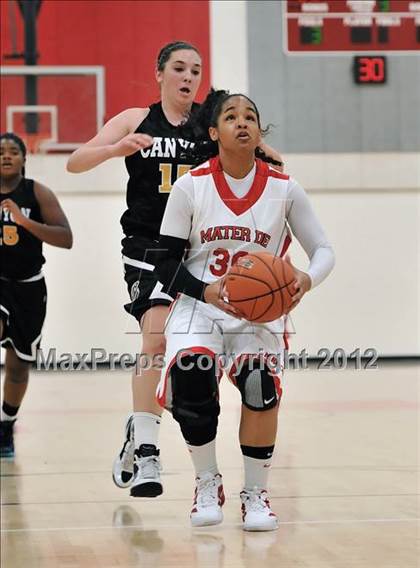 Thumbnail 2 in Canyon vs. Mater Dei (Matson Classic) photogallery.
