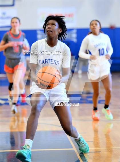 Thumbnail 3 in Apopka vs Mount Dora (14th Annual Earl Graham Metro vs Florida Challenge) photogallery.