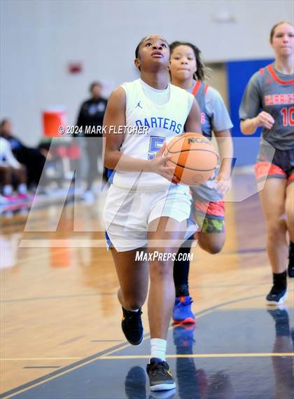 Thumbnail 2 in Apopka vs Mount Dora (14th Annual Earl Graham Metro vs Florida Challenge) photogallery.