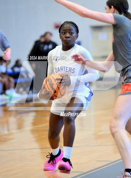 Thumbnail 1 in Apopka vs Mount Dora (14th Annual Earl Graham Metro vs Florida Challenge) photogallery.