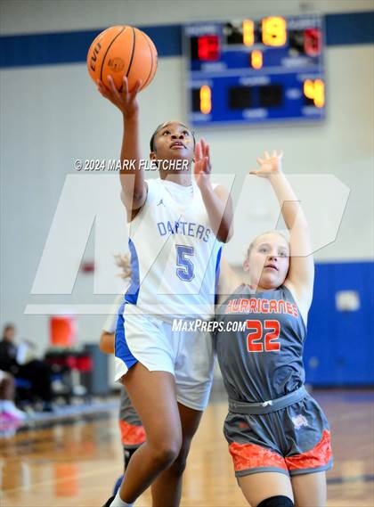 Thumbnail 2 in Apopka vs Mount Dora (14th Annual Earl Graham Metro vs Florida Challenge) photogallery.