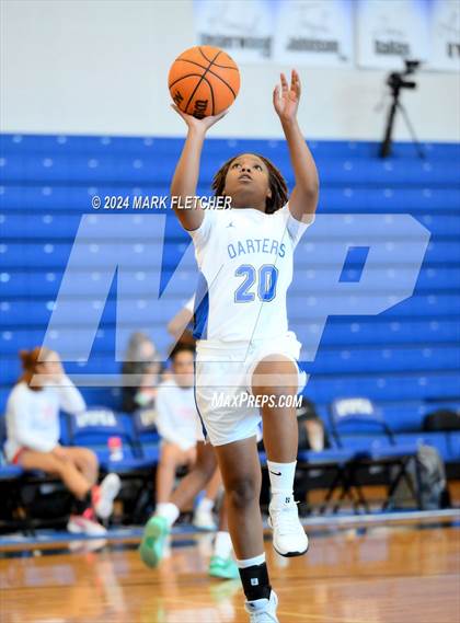 Thumbnail 2 in Apopka vs Mount Dora (14th Annual Earl Graham Metro vs Florida Challenge) photogallery.