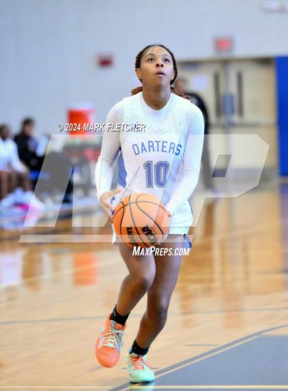 Thumbnail 3 in Apopka vs Mount Dora (14th Annual Earl Graham Metro vs Florida Challenge) photogallery.