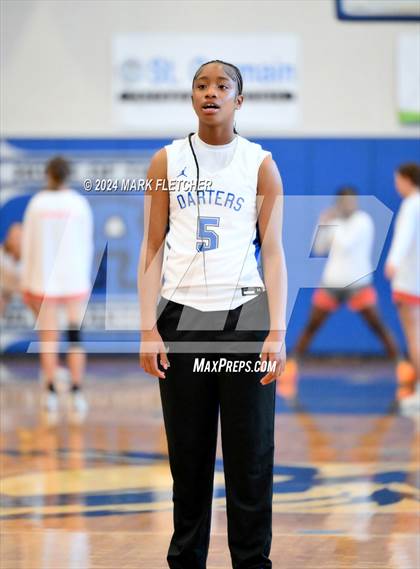 Thumbnail 1 in Apopka vs Mount Dora (14th Annual Earl Graham Metro vs Florida Challenge) photogallery.