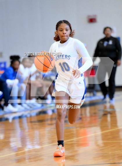 Thumbnail 3 in Apopka vs Mount Dora (14th Annual Earl Graham Metro vs Florida Challenge) photogallery.
