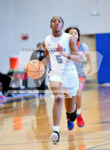 Thumbnail 1 in Apopka vs Mount Dora (14th Annual Earl Graham Metro vs Florida Challenge) photogallery.