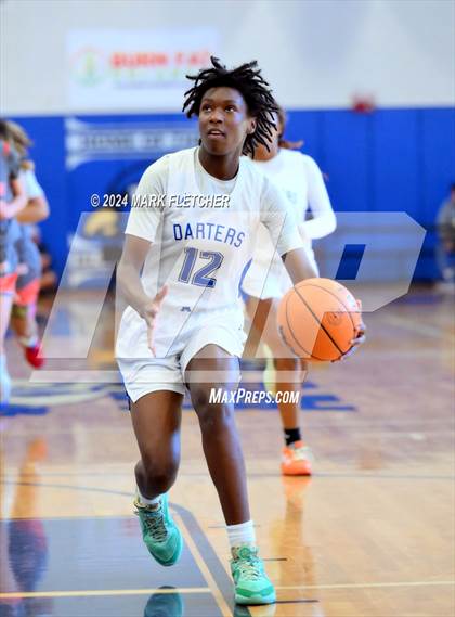 Thumbnail 1 in Apopka vs Mount Dora (14th Annual Earl Graham Metro vs Florida Challenge) photogallery.