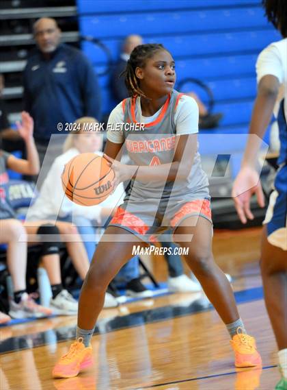 Thumbnail 2 in Apopka vs Mount Dora (14th Annual Earl Graham Metro vs Florida Challenge) photogallery.