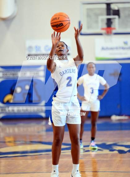 Thumbnail 2 in Apopka vs Mount Dora (14th Annual Earl Graham Metro vs Florida Challenge) photogallery.